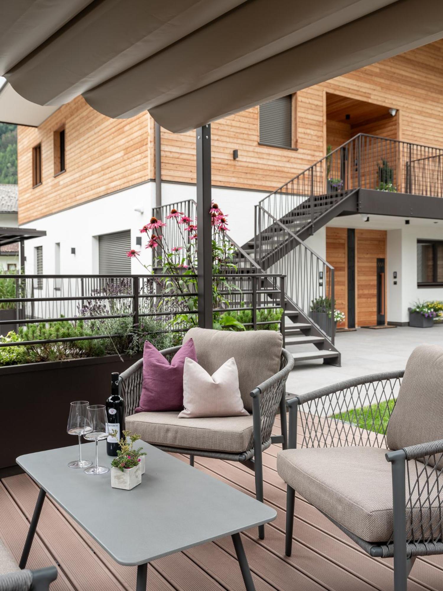 Ahrn Natur Apartment Lutago Ngoại thất bức ảnh